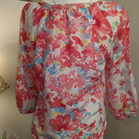 🔥3/$25 Floral Ruffle 3/4 Length Sleeve Top - Picture 3 of 4